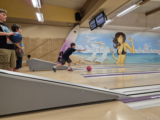 Spiel und Spass beim Bowlen