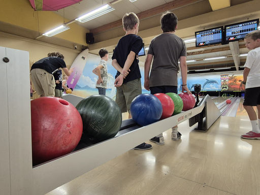 Spiel und Spass beim Bowlen