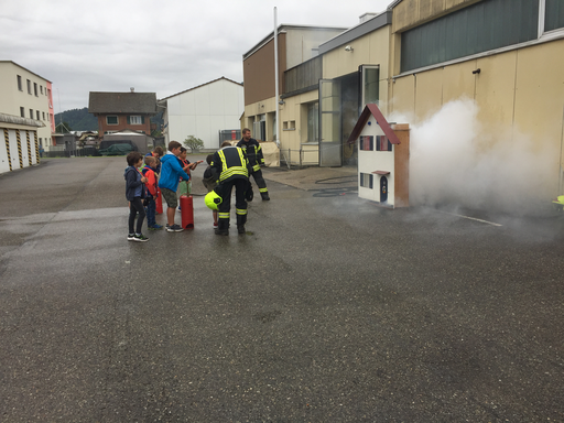 Besuch bei der Feuerwehr Wiggertal  