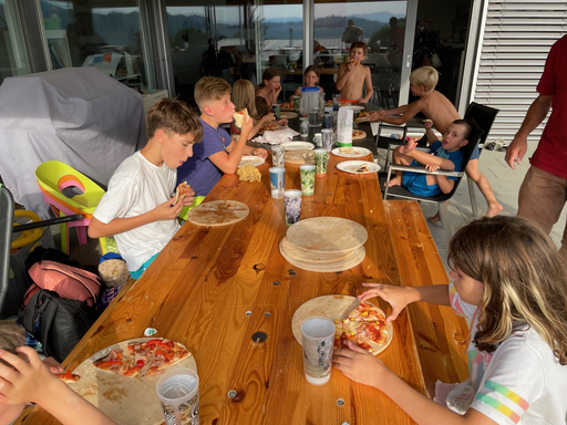 Pizza backen im Steinofen