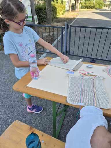 Sticken mit farbigem Garn
