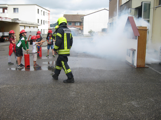 Besuch bei der Feuerwehr Wiggertal