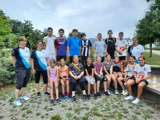 Ballspiele in der Halle