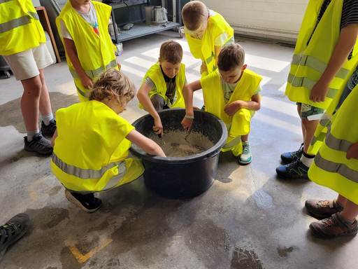 Besuch Kies- und Betonwerk