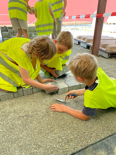 Besuch Kies- und Betonwerk