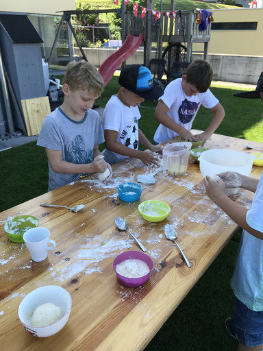 Pizza backen im Jurablick - Steinofen