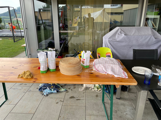 Pizza backen im Steinofen