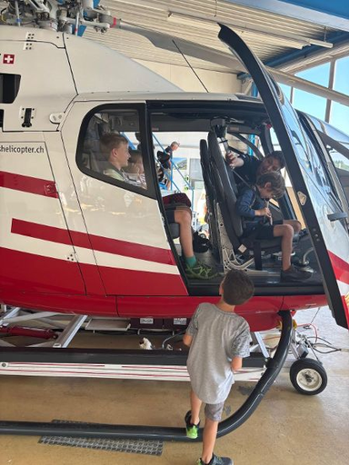 Besichtigung der Helikopterbasis Pfaffnau