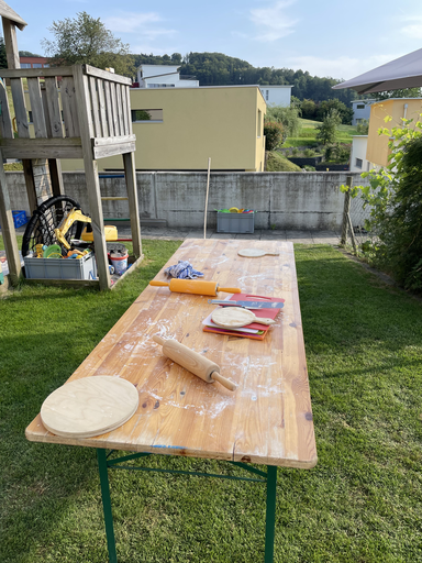 Pizza backen im Steinofen