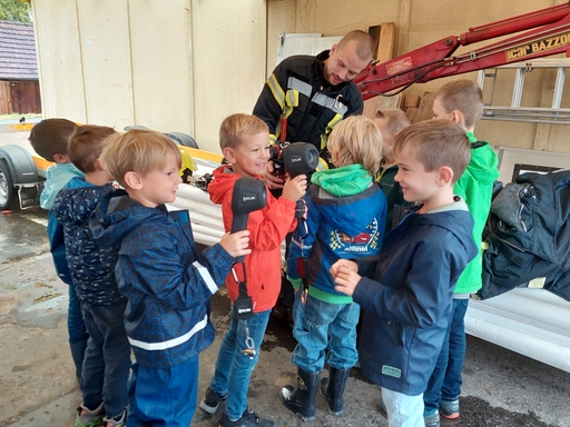 Besuch bei der Feuerwehr Wiggertal - Kurs 1