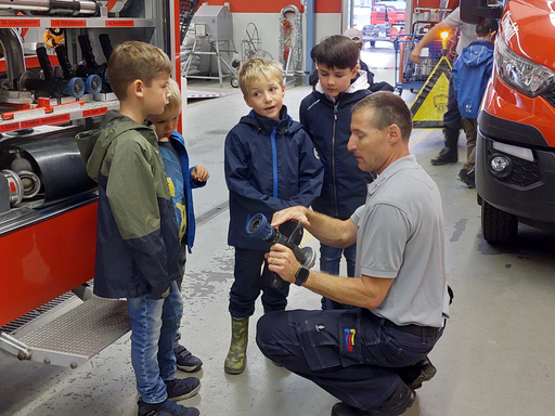 Besuch bei der Feuerwehr Wiggertal - Kurs 1